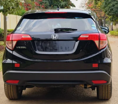 2017 Honda Vezel 1.5L Petrol CVT – 56,000 km