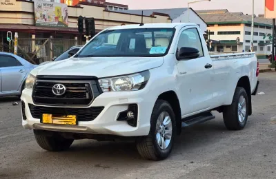 2019 Toyota Hilux GD-6 2.4 Manual Single Cab