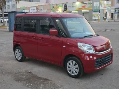 2017 Suzuki Spacia 0.6L Automatic – 62,000 km
