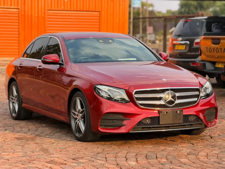 2018 Mercedes-Benz E200 W213 2.0 Turbo Sedan