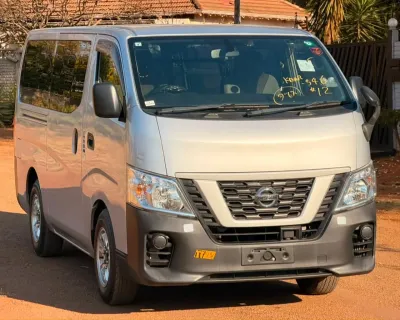 2018 Nissan NV350 Caravan 2.0 Petrol Automatic – 86,000 km