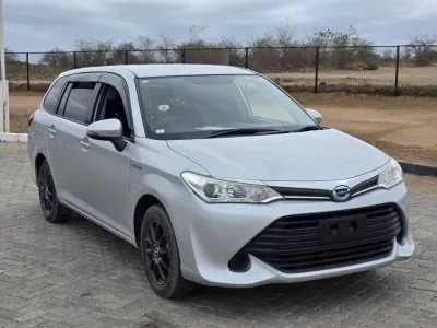 2017 Toyota Fielder Hybrid 1.5L Automatic – 65,000 km