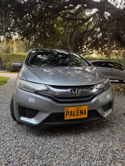 Honda fit 2017 – Compact, Fuel-Efficient Hire in Harare