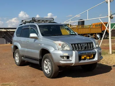 Toyota Land Cruiser Prado TX J120 Series, 2004 Model, Mileage @ 151.000km, 2.7L Petrol Engine, Automatic 4x4, Fabric Interior, Alloy Wheels, Roof Rack