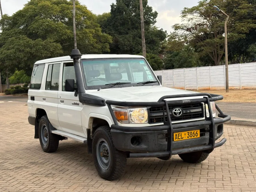 Toyota LandCruiser 76 Series, 2017 Model, Mileage @ 177,000km, 1HZ 4.2L Diesel Engine, Manual 4x4