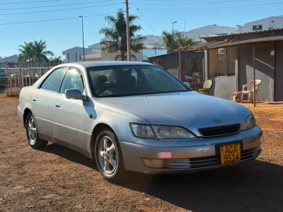 Toyota Windom, 1998 Model, Mileage @ 186,000km, 2.5L V6 Petrol Engine, Automatic, Fabric Interior