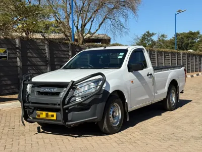 Isuzu KB250 SingleCab, 2014 Model, Mileage @ 255,000km,2.5L Turbo Diesel,Manual 4x2,Rexine Interior