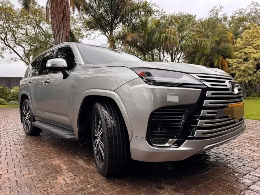 Lexus LX500d, 2024 Model, Mileage @ 5,000km, Diesel Engine, Automatic 4x4, Leather Interior, Sunroof