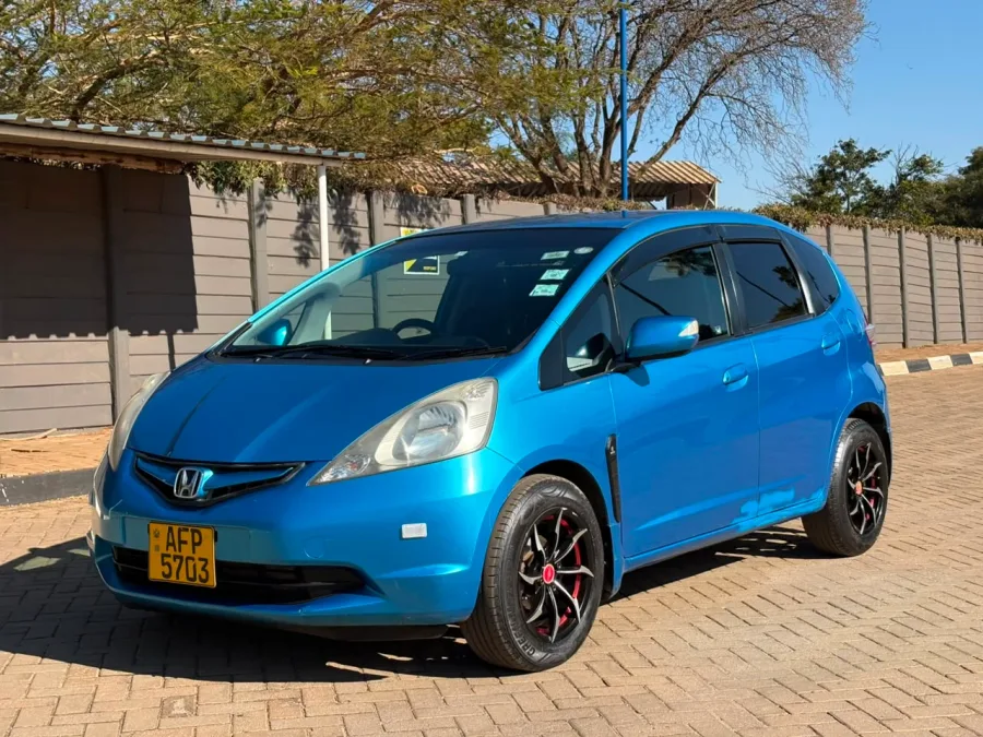 Honda Fit GE6, 2009 Model, Mileage @ 103,000km, Petrol Engine, Auto, Fabric Interior, Alloy Wheels
