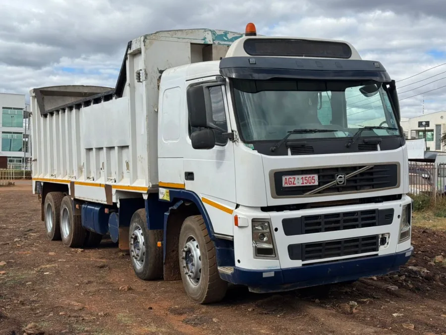 Volvo FM12 Tipper, 2005 Model, Mileage @ 93,000km, Diesel Engine, 8 Speed Manual 8x4