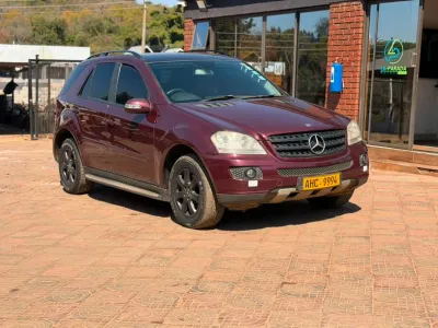 Mercedes-Benz ML320 CDI, 2009 Model, Mileage @ 189,000km, Diesel Engine, Automatic, Half Leather 