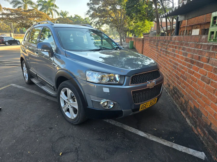 Chevrolet Captiva LTZ, 2011 Model, Mileage @ 145,000km, 3.0L V6 Petrol Engine, Automatic AWD