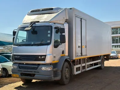 DAF LF 55.220, 2012 Model, Mileage @ 352,448km, Diesel Engine, Manual Trans, Refrigerated Truck 