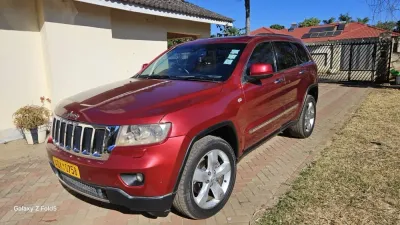 Jeep Grand Cherokee Overland, 2012 Model, Mileage @ 94,000km, 3.6L Petrol Engine, Automatic, Sunroof