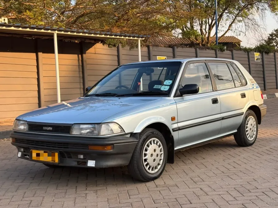 Toyota Conquest, 1989 Model, Mileage @ 194,000km, 1.6L Petrol Engine, Manual, Fabric Interior