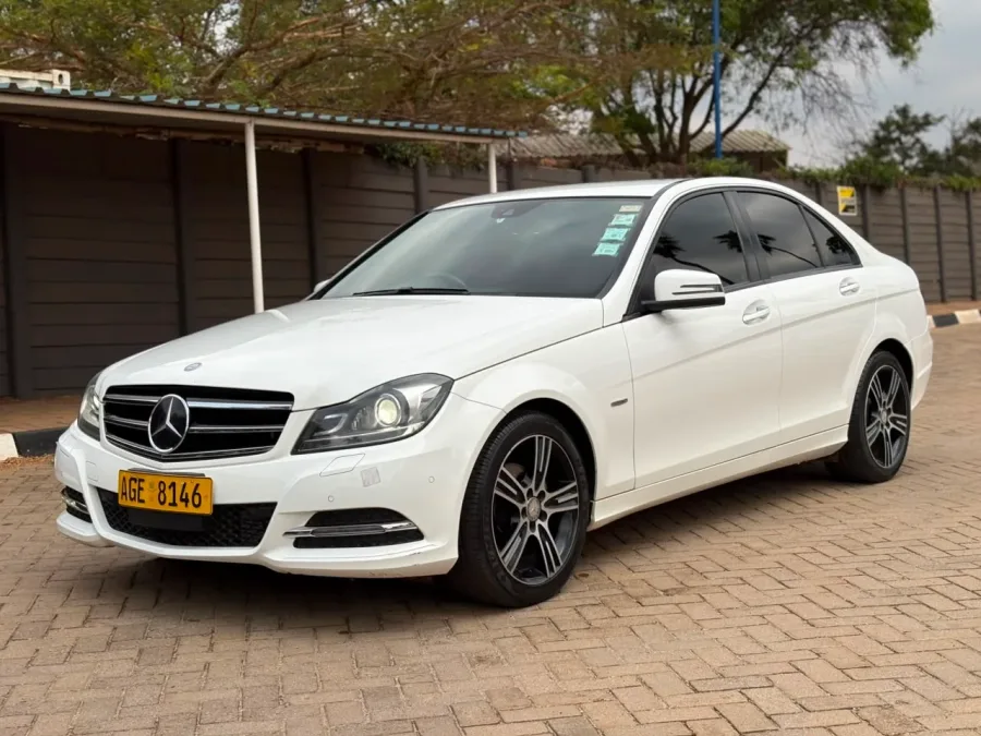 Mercedes-Benz C180 Edition-C, 2013 Model, Mileage @ 104,000km, Automatic, Alloy Wheels,Push-to-Start