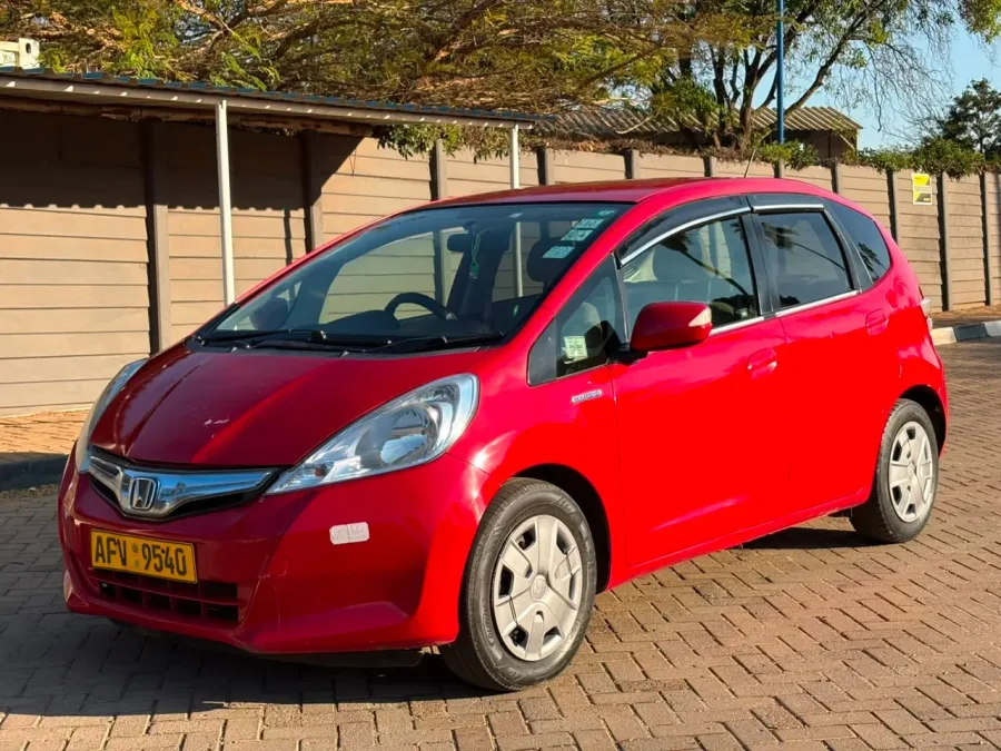 Honda Fit GP1 Hybrid, 2012 Model, Mileage @ 184,000km, Petrol Engine, Auto, Fabric Interior
