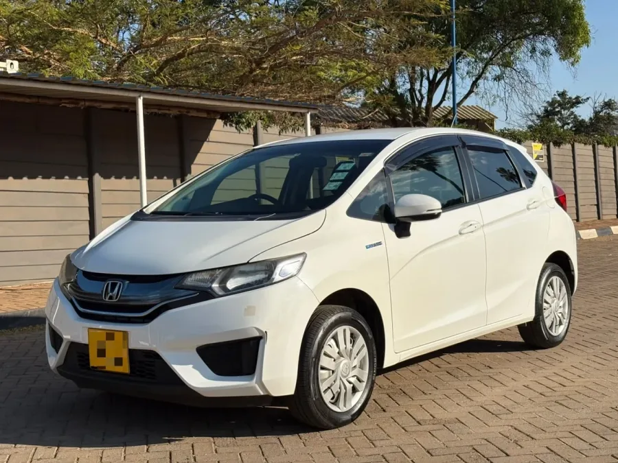 Honda Fit GP6 Hybrid, 2017 Model, Mileage @ 73,000km, Petrol Engine, Automatic AWD, Fabric Interior
