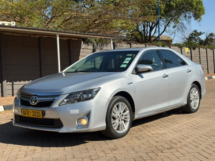 Toyota Camry Hybrid, 2012 Model, Mileage @ 123,000km, Petrol Engine, Automatic, Alloy Wheels