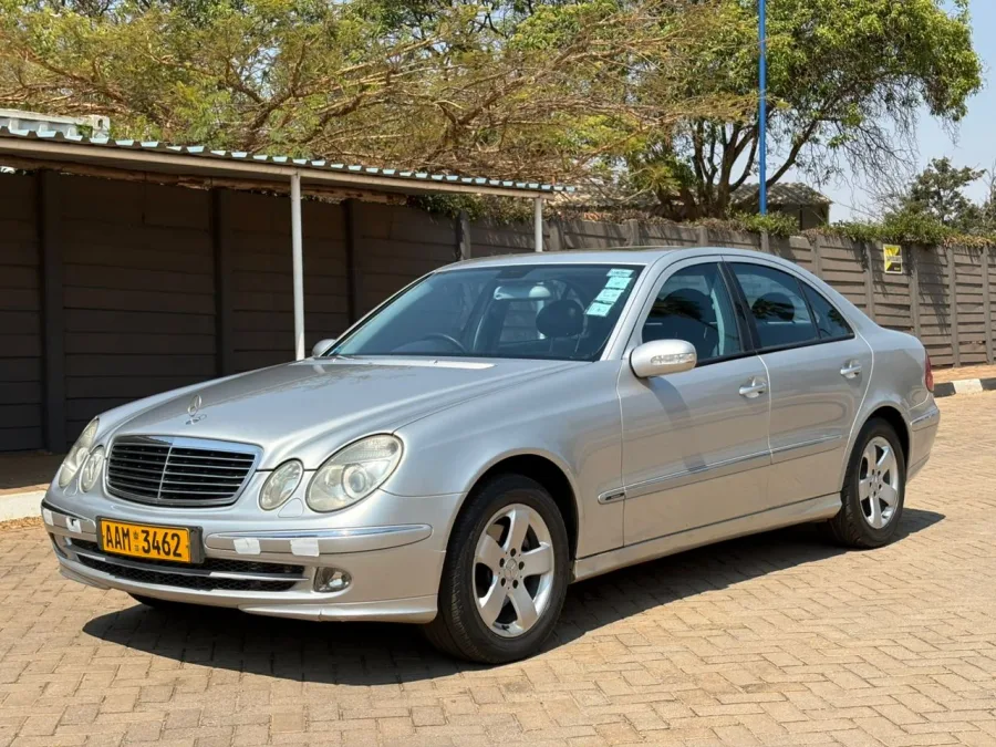 Mercedes-Benz E240 W211, 2004 Model, Mileage @ 170,000km, Automatic, Leather Interior, Alloy Wheels