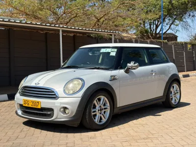 Mini Cooper R56, 2010 Model, Mileage @ 149,000km, Petrol Engine, Auto, Alloy Wheels,Leather Interior