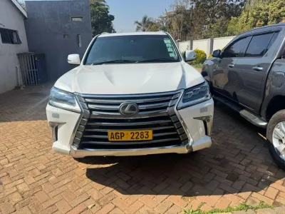 Lexus LX450d, 2020 Model, Mileage @ 126,000km, 4.5D4D V8 Diesel Engine, Auto 4x4, Leather Interior 