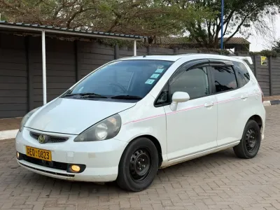 Honda Fit GD1, 2001 Model, Mileage @ 156,000km, Petrol Engine, Automatic, Fabric Interior, Sunroof