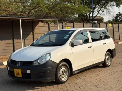 Nissan AD Van, 2016 Model, Mileage @ 161,000km, 1.5L Petrol Engine, Automatic, Fabric Interior