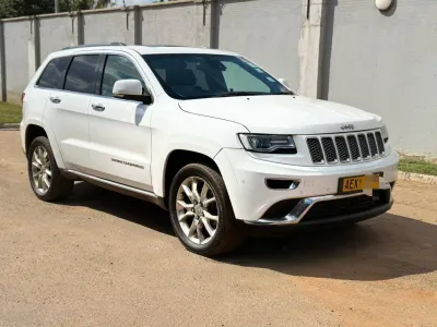 Jeep Grand Cherokee Summit, 2016 Model, Mileage @ 116,909km, 3.0L V6 Diesel Engine, Automatic 4x4
