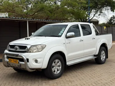 Toyota Hilux Raider DCab, 2011 Model, Mileage @ 185,000km, 1KD 3.0D4D Diesel Engine, Automatic 4x4