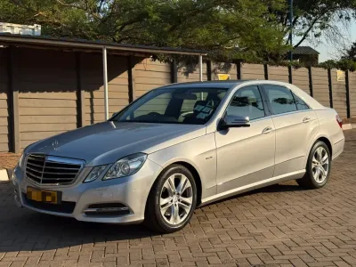 Mercedes-Benz E250 CDI W212 Pre-Facelift, 2010 Model, Mileage @ 25,000km, Diesel Engine, Automatic