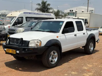 Nissan NP300 Hardbody, 2012 Model, Mileage @ 193,000km, Manual 4x4, QD32 Diesel Engine, Alloy Wheels
