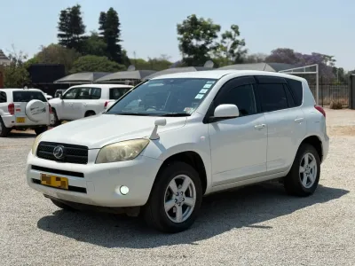 Toyota RAV4, 2007 Model, Mileage @ 96,000km (FSH), 2.4L Petrol Engine, Automatic, Alloy Wheels