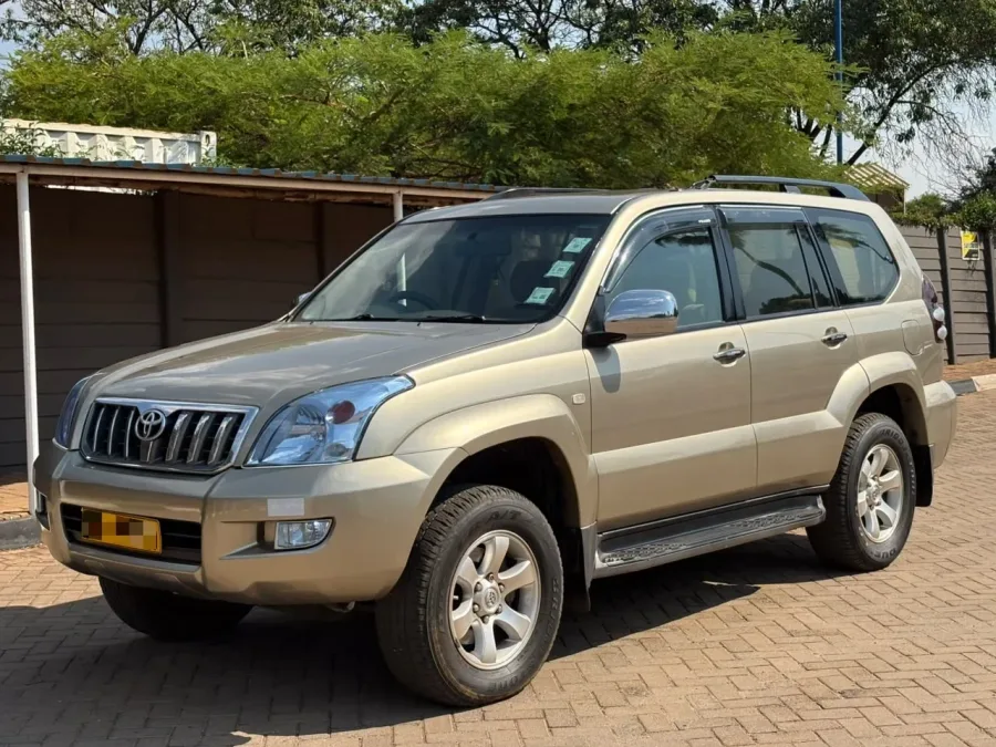 Toyota LandCruiser Prado J120, 2004 Model, Mileage @ 262,000km, 1KZ 3.0L Diesel Engine, Manual 4x4