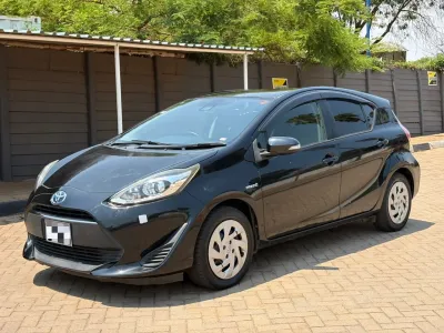 Toyota Aqua Hybrid, 2017 Model, Mileage @ 69,000km, Petrol Engine, Automatic, Reverse Camera