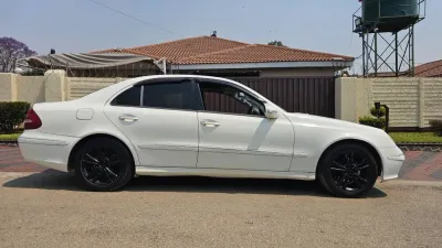 2003 Mercedes-Benz E-Class V6 Automatic Sedan