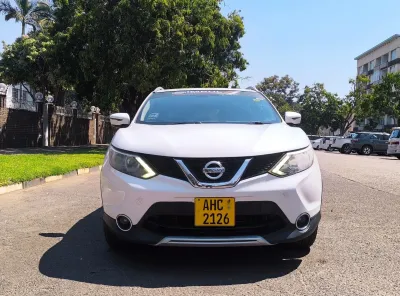 Nissan Qashqai 2016 Petrol Automatic SUV – USD 12,500