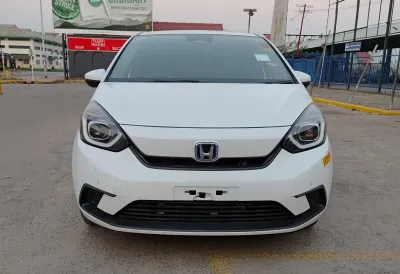 2020 Honda Fit Hybrid GR3 e:HEV - 67,000 km