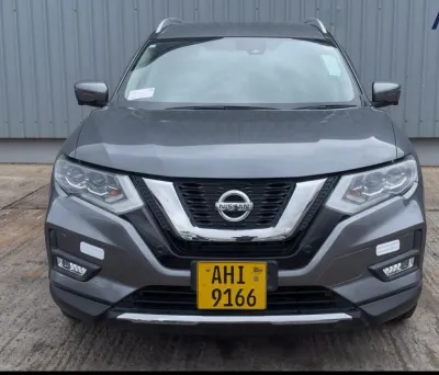2019 Nissan X-Trail T32 Hybrid 4x4 – 67,000 km