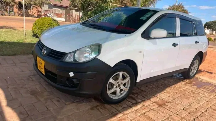 Nissan AD Van 2021 - 99,800 km, White and Black, Good Condition