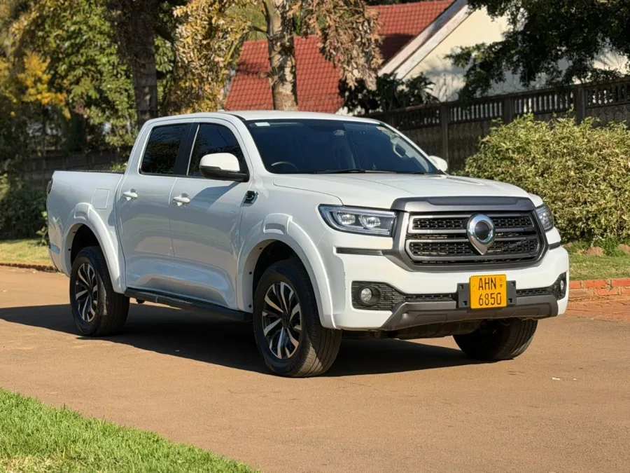 GWM Steed 6 Petrol Double Cab – White, 2025, 17,777 km