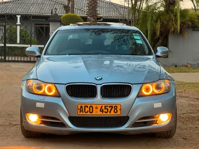 BMW 335i Silver Sedan, 2011, 64,541 km
