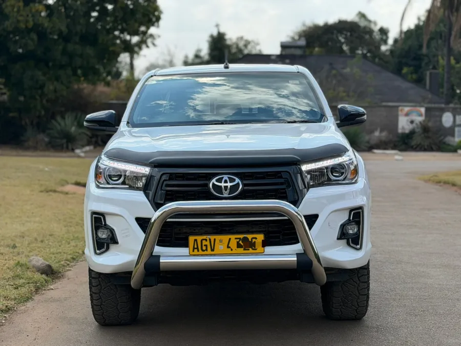 Toyota Hilux 2018 Double Cab Pickup, White