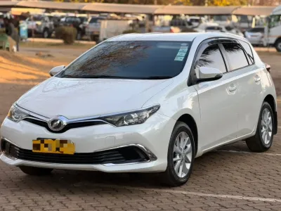 2016 Toyota Auris 1.8 Petrol Hatchback - White, Low Mileage