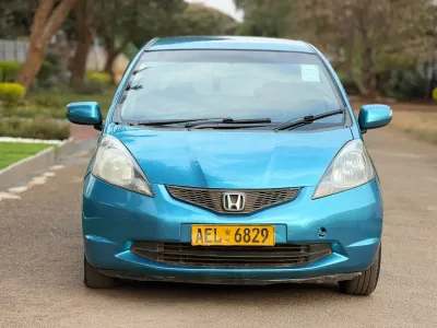2010 Honda Fit Hatchback – 45,213 km