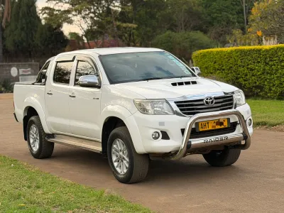 2013 Toyota Hilux 3.0 D-4D Double Cab Manual