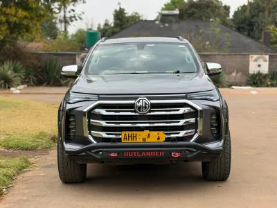2020 MG Extender Double Cab Automatic – 12,351 km