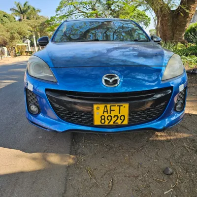 2013 Mazda 3 Axela Hatchback Automatic