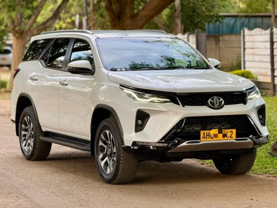 Toyota Fortuner 2023 – Low Mileage, White SUV
