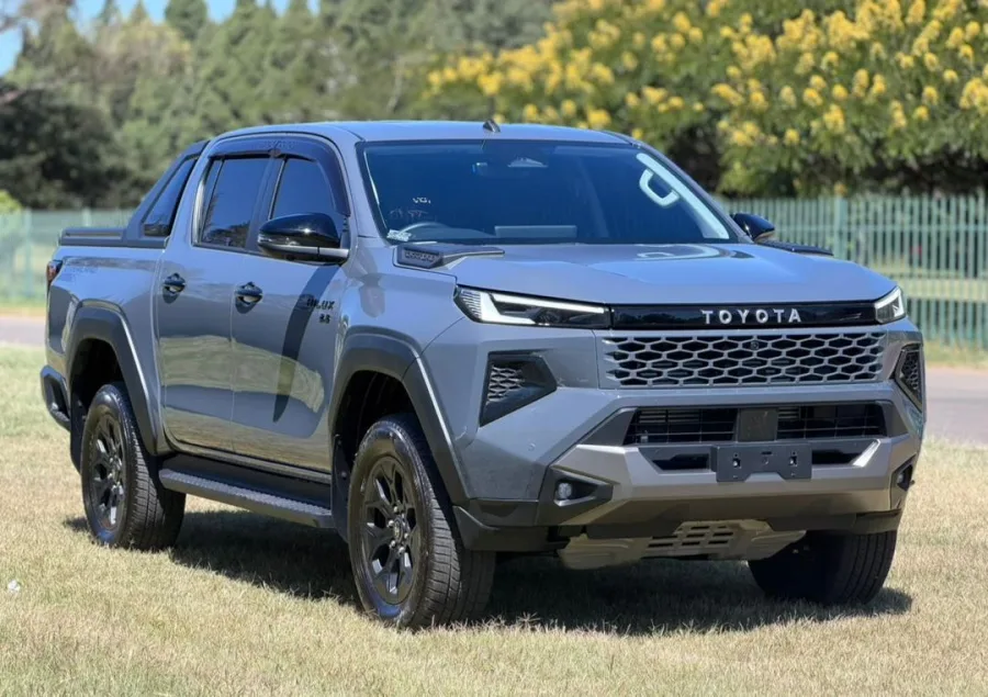 2026 TOYOTA TRAVO OVERLAND PLUS | AUTO 4X4 | 2.8L DIESEL | 500NM | DELIVERY MILEAGE | MULTI TERRAIN SELECT | DIGITAL CLUSTER